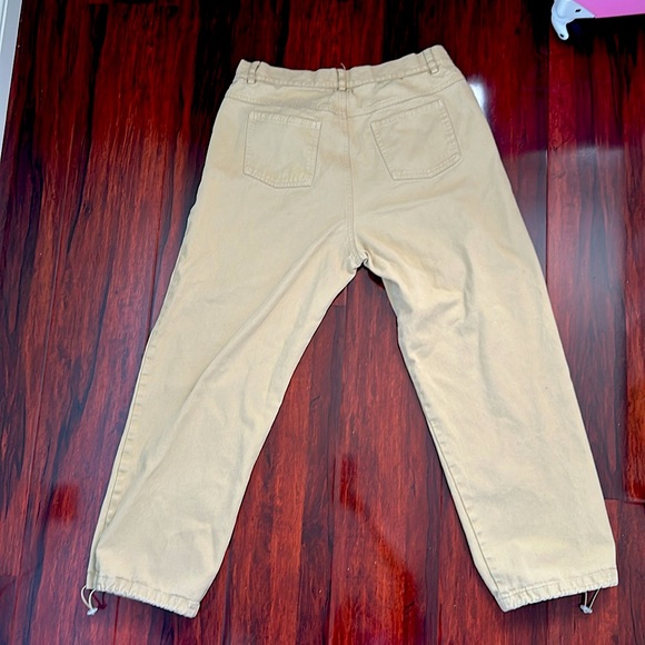 Dazy Khaki Adjustable Parachute Pants for Casual Wear - Picture 2 of 5